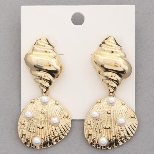 SEASHELL PEARL BEAD DANGLE EARRING