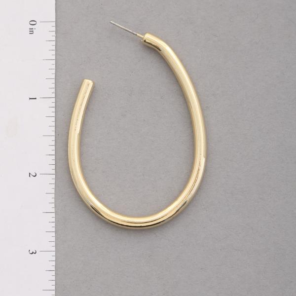 OPEN OVAL METAL EARRING