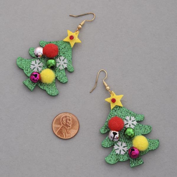 CHRISTMAS TREE DANGLE EARRING