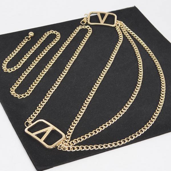 MULTI LAYERED METAL PLUS SIZE CHAIN BELT