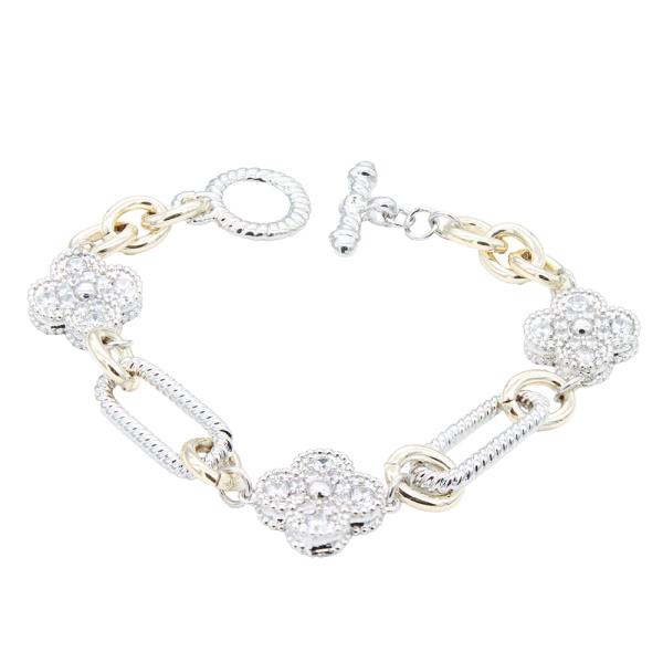 TWO TONE CLOVER OVAL LINK TOGGLE CLASP BRACELET