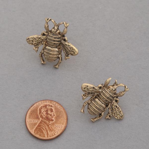 BEE METAL EARRING