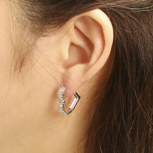 14K GOLD/WHITE GOLD DIPPED CARRE DIAMOND CUT HEART HUGGIE EARRINGS
