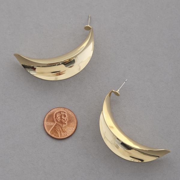 SODAJO CURVE BAR METAL GOLD DIPPED EARRING