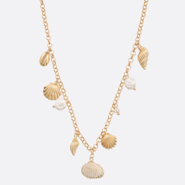 SEASHELL STATION METAL NECKLACE