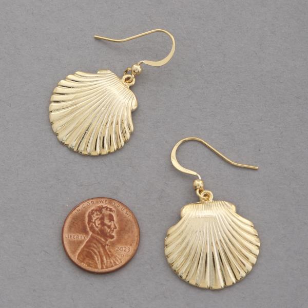 SODAJO SEASHELL GOLD DIPPED EARRING