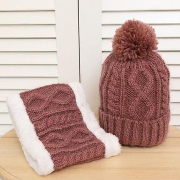 (ONLINE ONLY) YARN POMPOM BEANIE AND SCARF SET