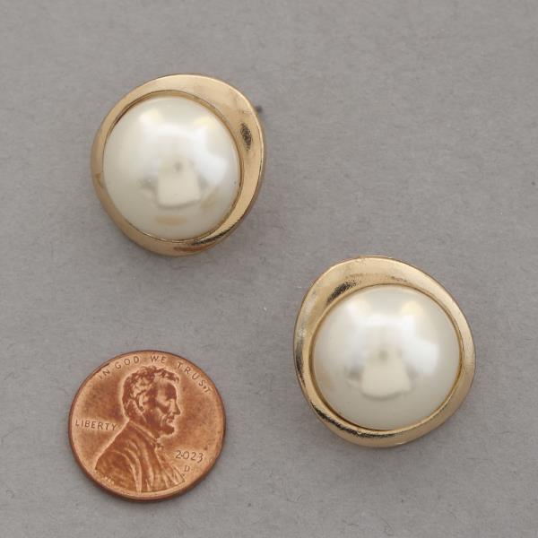 ROUND PEARL BEAD METAL EARRING