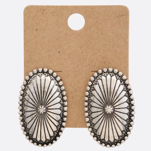 WESTERN STYLE OVAL METAL EARRING