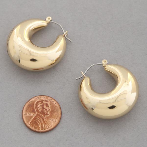 SODAJO PUFFY HOOP EARRING