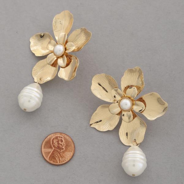 SODAJO FLOWER PEARL BEAD EARRING