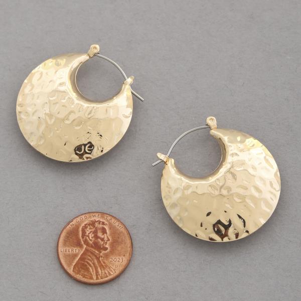 SODAJO HAMMERED METAL EARRING