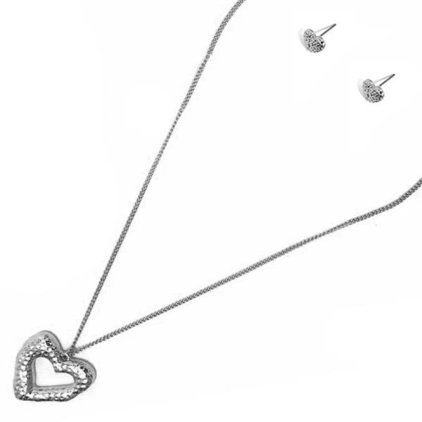 HEART PENDANT METAL CHAIN W HEART PENDANT NECKLACE EARRING SET