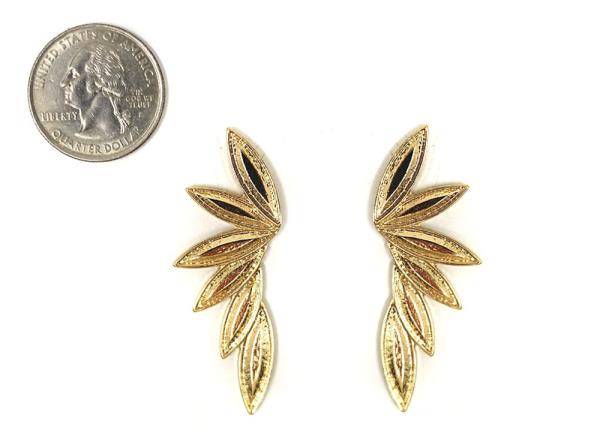 METAL WINGS POST EARRING