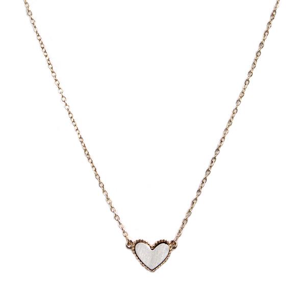 HEART PENDANT NECKLACE