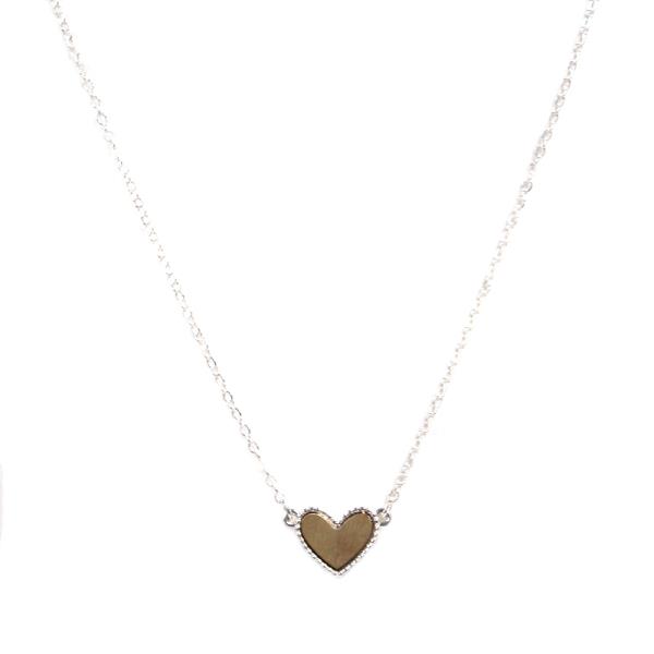 HEART PENDANT NECKLACE