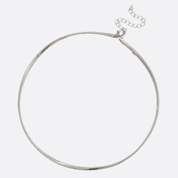 DAINTY METAL CHOKER