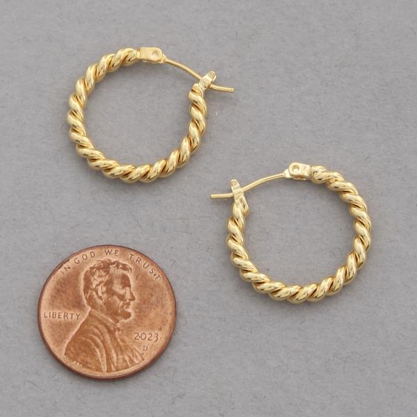 TWISTED 14K GOLD DIPPED EARRING