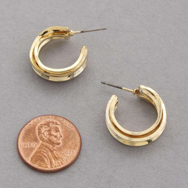 MULTI OPEN HOOP EARRING