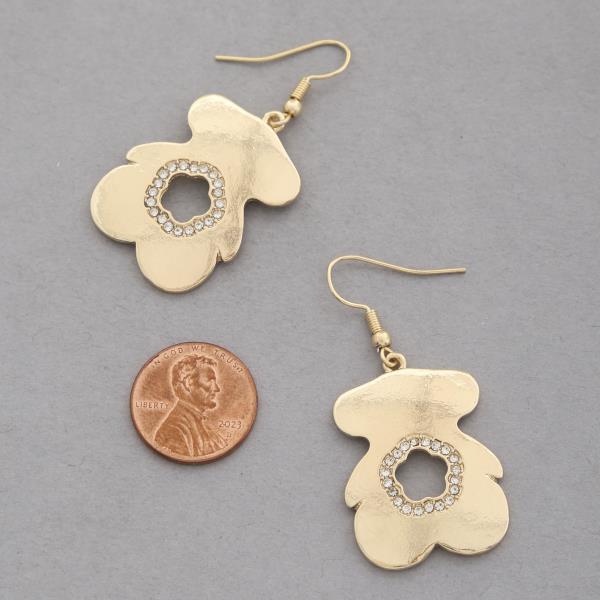 TEDDY BEAR SHAPE CUT OUT CLOVER DANGLE EARRING