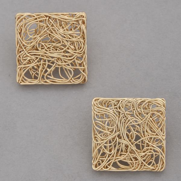 SODAJO SQUARE WIRE METAL EARRING