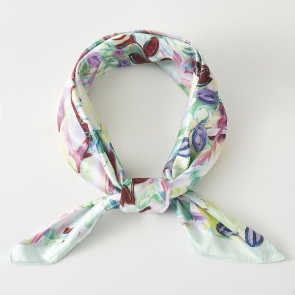 FLORAL PRINT SILKY BANDANA NECK SCARF