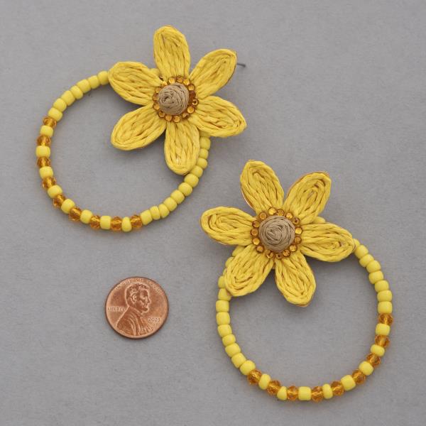 RAFFIA FLOWER BEADED EARRING