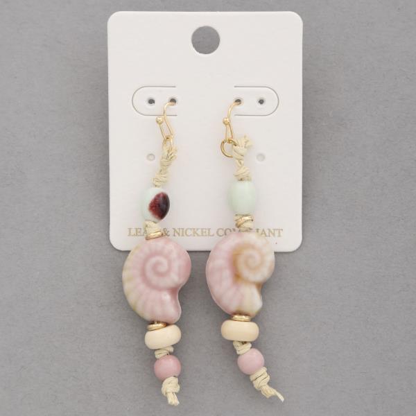 SEASHELL BEADED EARRING