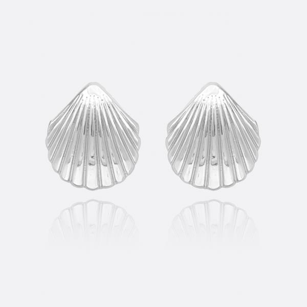 CHUNKY SEA LIFE SHELL STUD EARRINGS