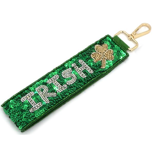 SEED BEAD STAIN PATRICK`S DAY IRISH CLOVER KEYCHAIN