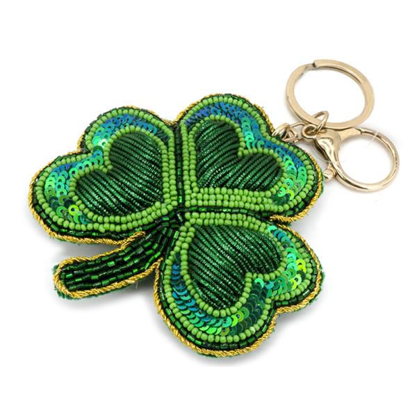 SEED BEAD STAIN PATRICK`S DAY CLOVER KEYCHAIN