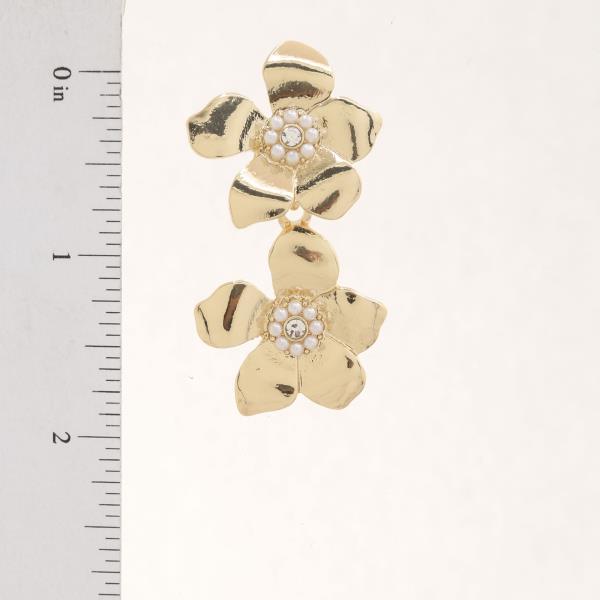 DOUBLE FLOWER METAL EARRING