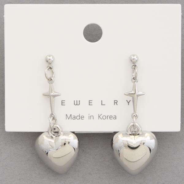 LIGHT HEART METAL DANGLE EARRING