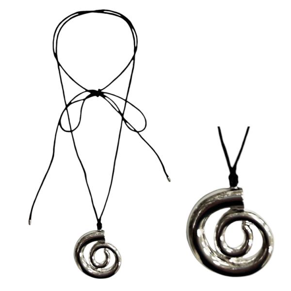 METAL SWIRL PENDANT CORD NECKLACE