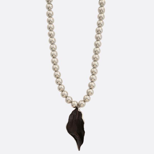 RUFFLE PENDANT BALL BEAD NECKLACE