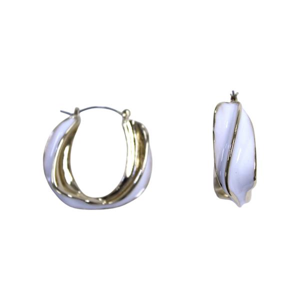 METAL COLOR HOOP EARRING