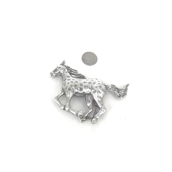 WESTERN STYLE HORSE METAL BUCKLE