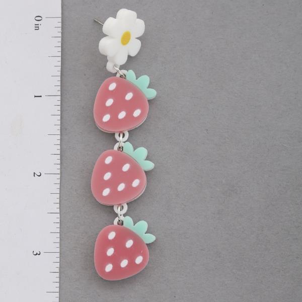 FLOWER STRAWBERRY LINK DANGLE EARRING