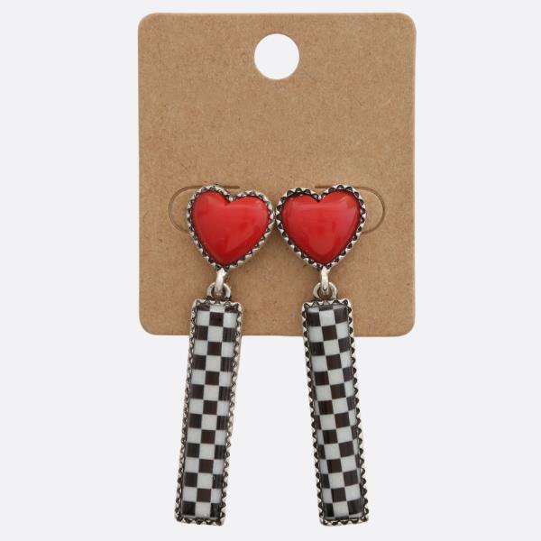 HEART SHAPE CHECKERED PATTERN DANGLE EARRING