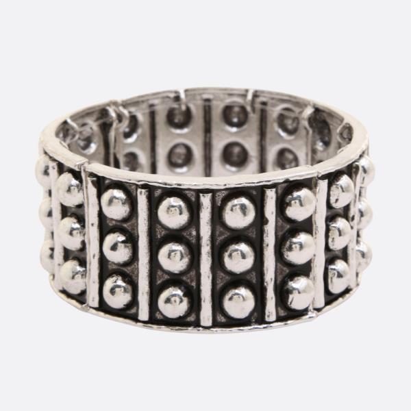 STUDDED METAL BRACELET