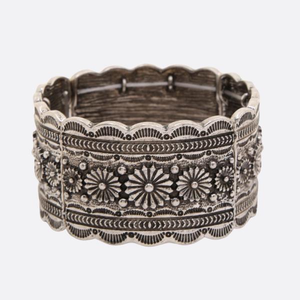 FILIGREE PATTERN METAL BRACELET