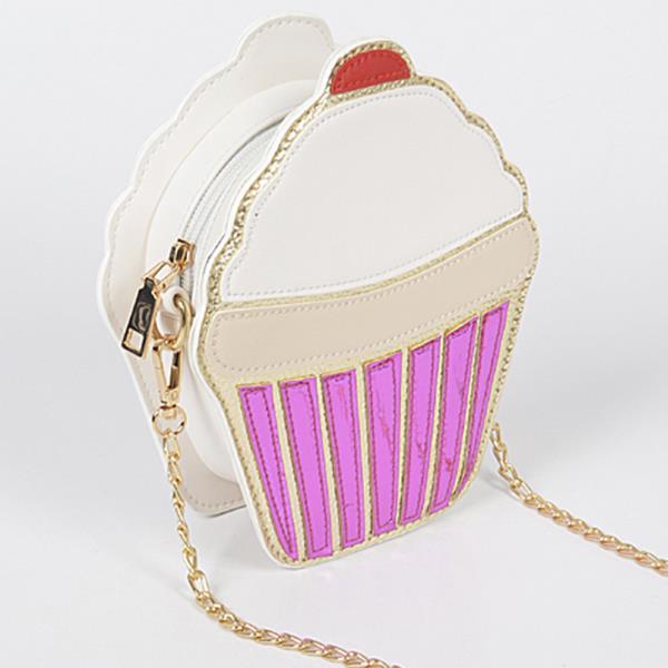 ICE CREAM SUNDAE CLUTCH BAG