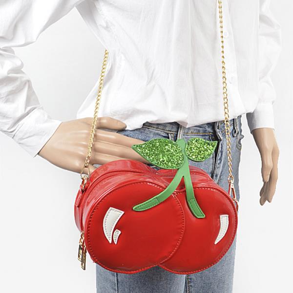 YUMMY CHERRY CLUTCH BAG