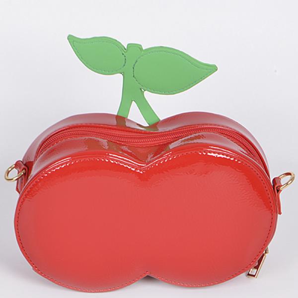 YUMMY CHERRY CLUTCH BAG