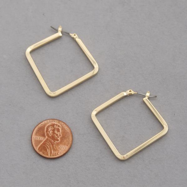 SODAJO GEO SHAPE GOLD DIPPED EARRING