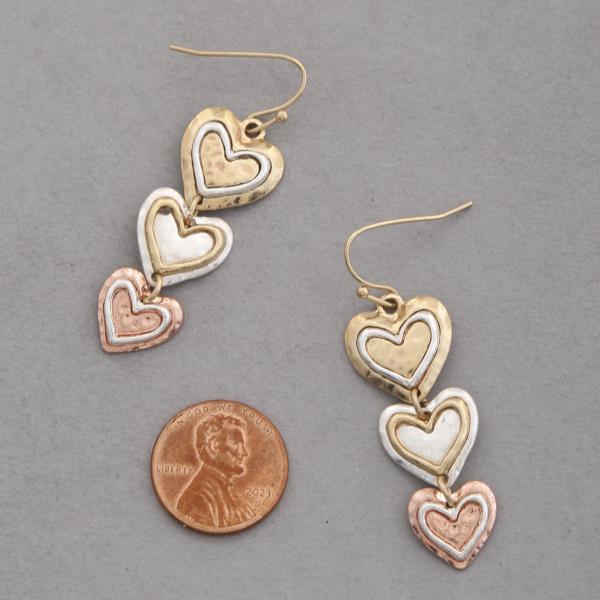 TRIPLE HEART DANGLE METAL EARRING