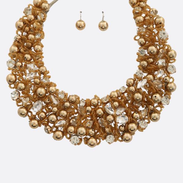 CHUNKY BEADED NECKLACE