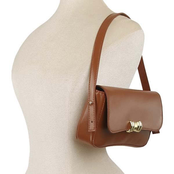 (ONLINE ONLY) Smooth shoulder bag