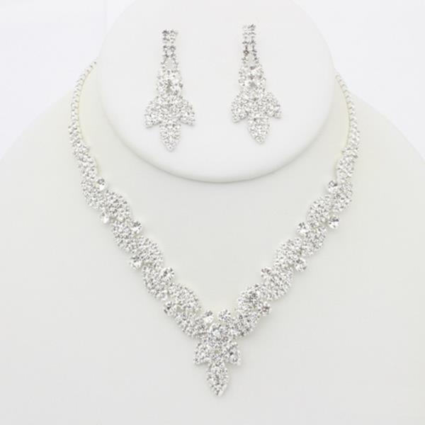 RHINESTONE V NECKLACE EARRING SET