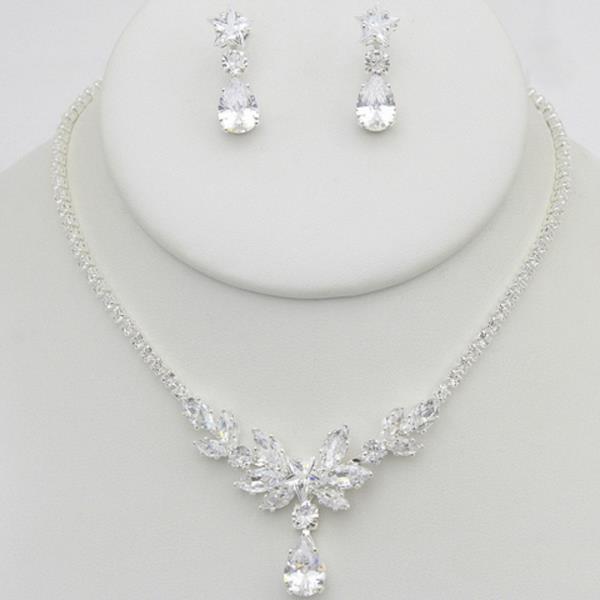 CZ RHINESTONE TEARDROP NECKLACE EARRING SET